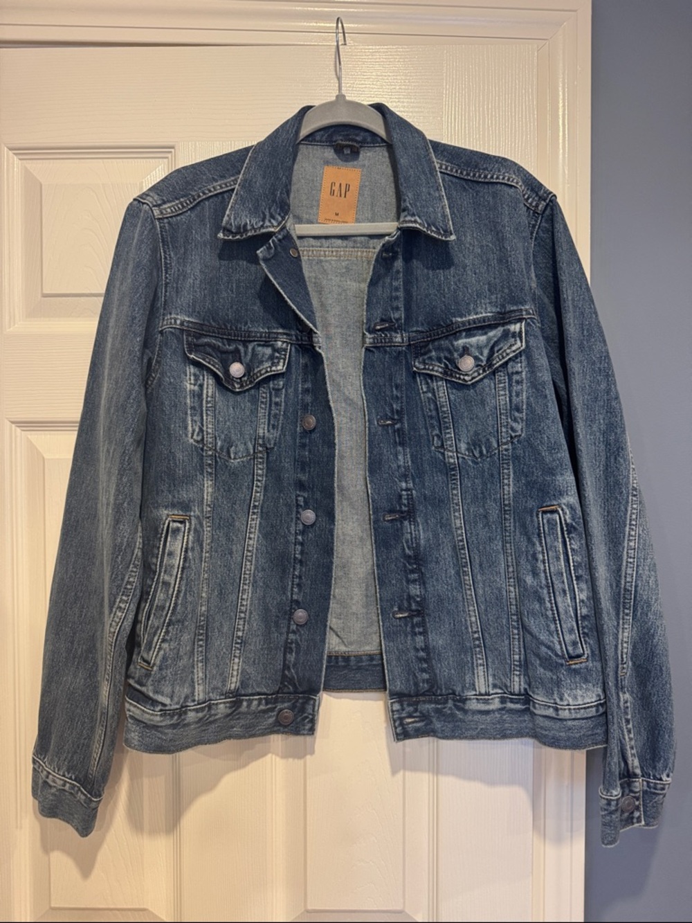 GAP Medium Wash Blue Denim Jacket